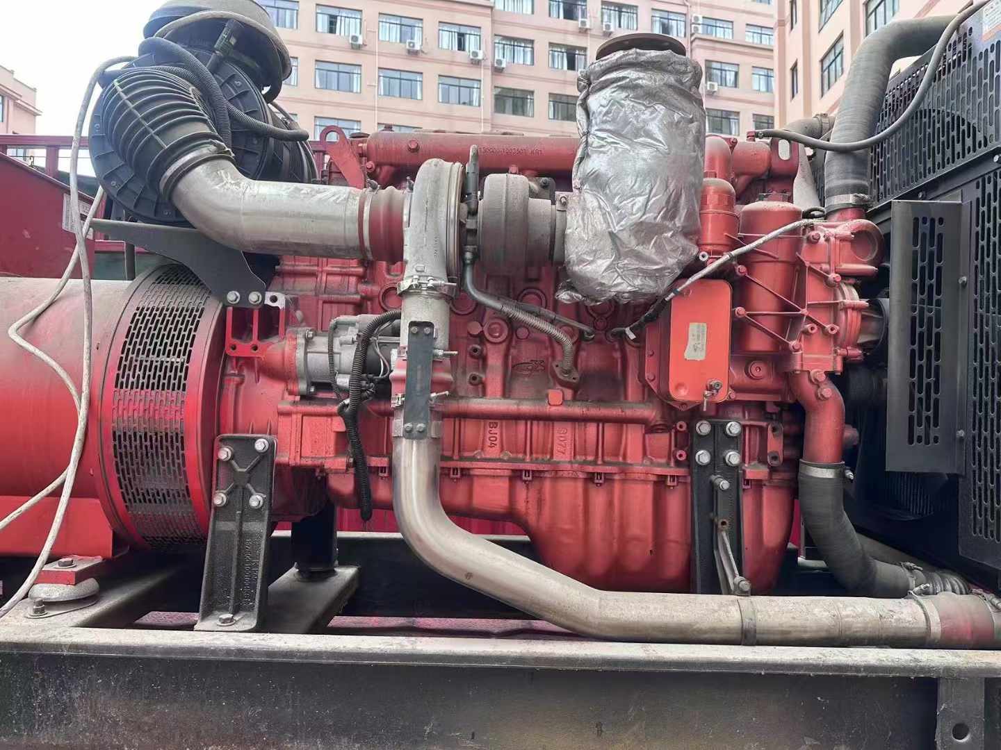 乳源如何选择适合 600kW 柴油发电机组的过载保护器？